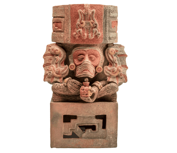 Rotating three images of Mesoamerican statues